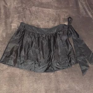Express fun flirty skirt NWT